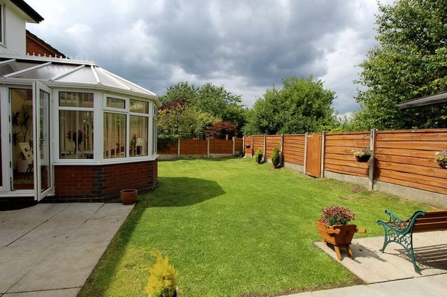  Image of 3 bedroom Detached house for sale in Highmeadow Radcliffe Manchester M26 at Highmeadow Radcliffe Manchester, M26 1YN