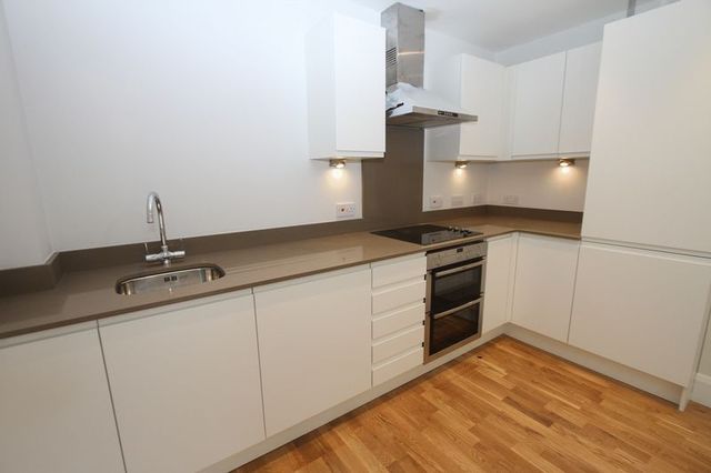  Image of 2 bedroom Flat to rent in Hill Road Clevedon BS21 at Hill Road  Clevedon, BS21 7PH