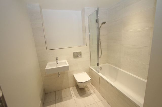  Image of 2 bedroom Flat to rent in Hill Road Clevedon BS21 at Hill Road  Clevedon, BS21 7PH