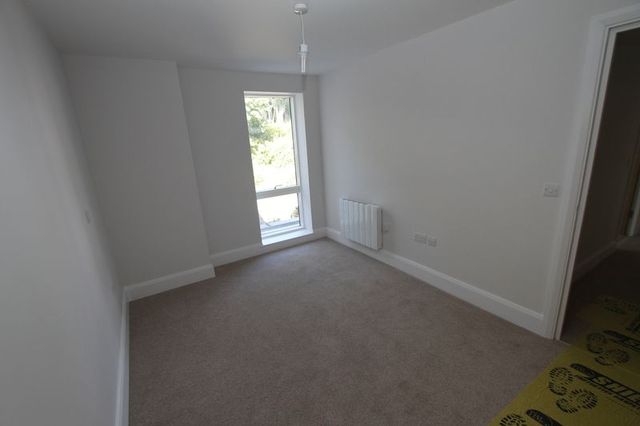  Image of 2 bedroom Flat to rent in Hill Road Clevedon BS21 at Hill Road  Clevedon, BS21 7PH