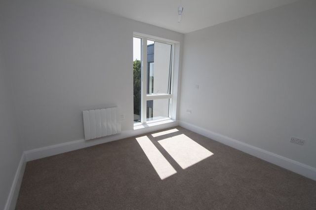  Image of 2 bedroom Flat to rent in Hill Road Clevedon BS21 at Hill Road  Clevedon, BS21 7PH