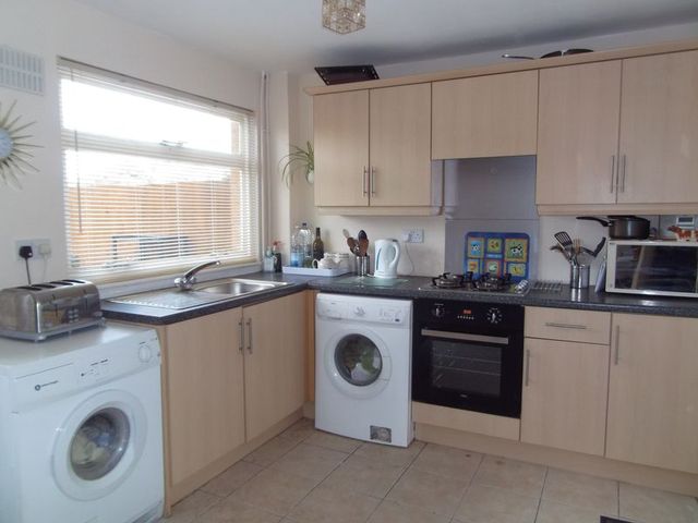  Image of 3 bedroom Detached house to rent in Hole Farm Way Kings Norton Birmingham B38 at Hole Farm Way  Birmingham, B38 9RW