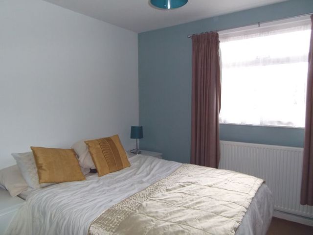  Image of 3 bedroom Detached house to rent in Hole Farm Way Kings Norton Birmingham B38 at Hole Farm Way  Birmingham, B38 9RW