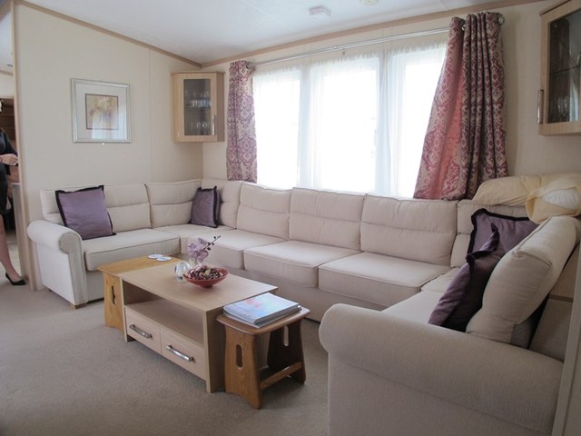  Image of 2 bedroom Chalet for sale in Hook Lane Warsash Southampton SO31 at Hook Lane  Southampton, SO31 9HG