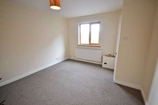  Image of 3 bedroom Terraced house to rent in Hopefield Court Newport NP20 at Hopefield Court  Newport, NP20 5EZ