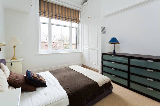  Image of 1 bedroom Flat to rent in Hornton Street London W8 at Hornton Street  London, W8 4NT