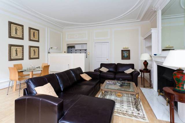  Image of 1 bedroom Flat to rent in Hornton Street London W8 at Hornton Street  London, W8 4NT