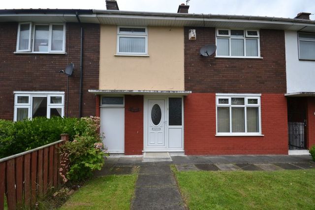  Image of 3 bedroom Terraced house for sale in Avon Widnes WA8 at Avon  Widnes, WA8 4SR