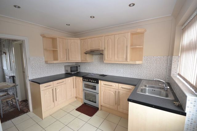 Image of 3 bedroom Terraced house for sale in Avon Widnes WA8 at Avon  Widnes, WA8 4SR
