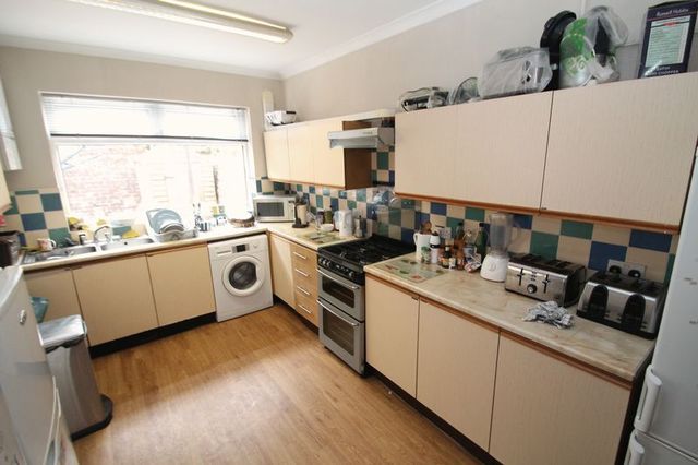  Image of 1 bedroom Property to rent in Coronation Road Southville Bristol BS3 at Coronation Road Southville Bristol, BS3 1AX