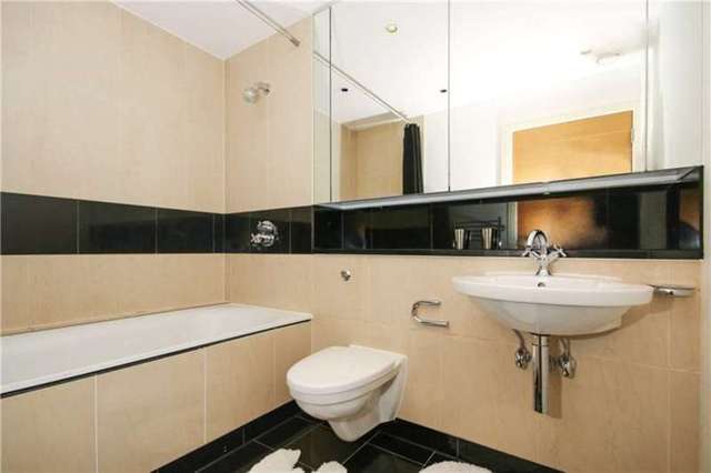  Image of 2 bedroom Apartment to rent in Queenstown Road London SW8 at Queenstown Road Chelsea Bridge Wharf London, SW8 4NN