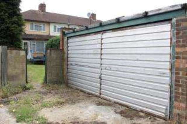  Image of 3 bedroom Semi-Detached house for sale in Thurlow Gardens Ilford IG6 at Ilford  Hainault, IG6 2UU