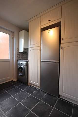  Image of 2 bedroom End of Terrace to rent in Caldy Avenue Worcester WR5 at Caldy Avenue St Peters Worcester, WR5 3UG