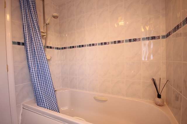  Image of 2 bedroom End of Terrace to rent in Caldy Avenue Worcester WR5 at Caldy Avenue St Peters Worcester, WR5 3UG