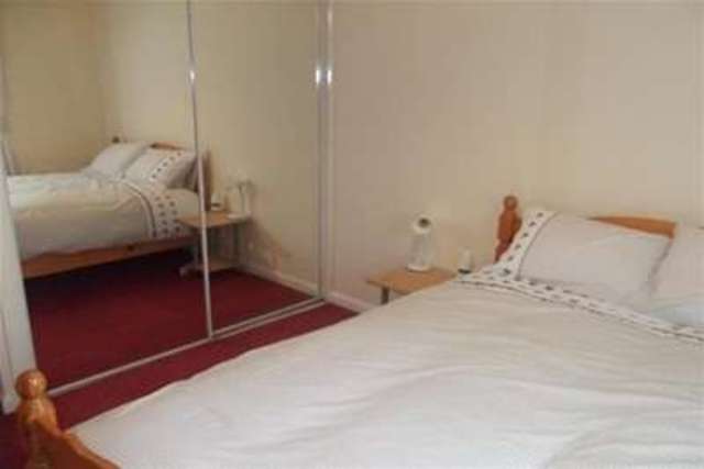 Image of 2 bedroom Flat to rent in John Street Hamilton ML3 at Hamilton, ML3 7EU