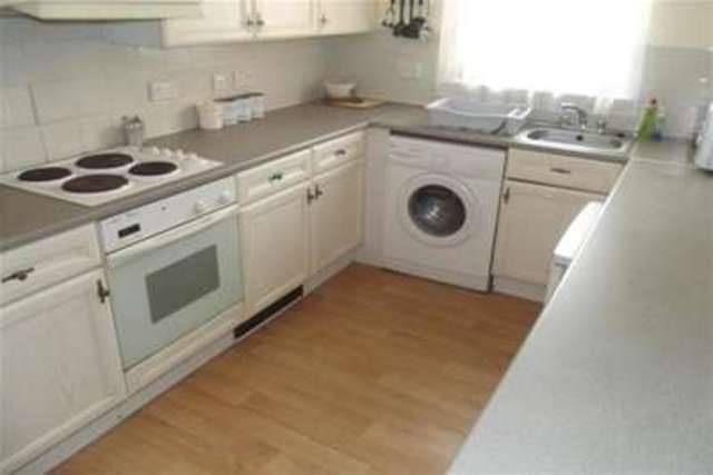  Image of 2 bedroom Flat to rent in John Street Hamilton ML3 at Hamilton, ML3 7EU