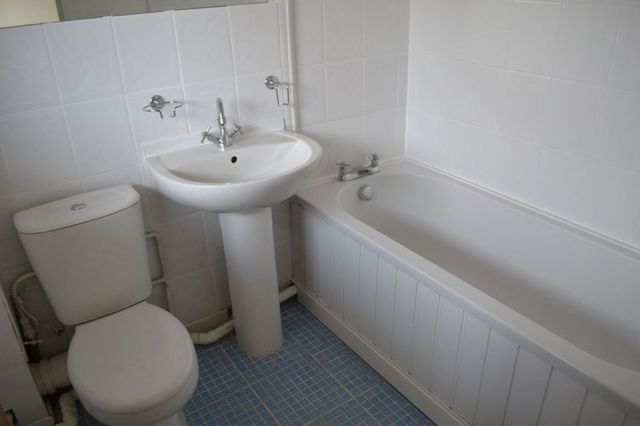  Image of 1 bedroom Flat to rent in Jolly Gardeners Court Norwich NR3 at Jolly Gardeners Court  Norwich, NR3 3HD