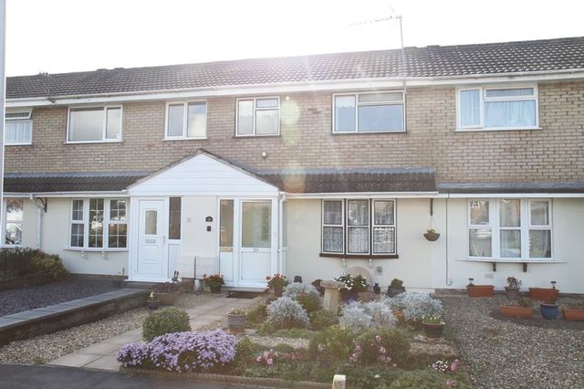  Image of 3 bedroom Terraced house to rent in Kelting Grove Clevedon BS21 at Kelting Grove  Clevedon, BS21 6YF