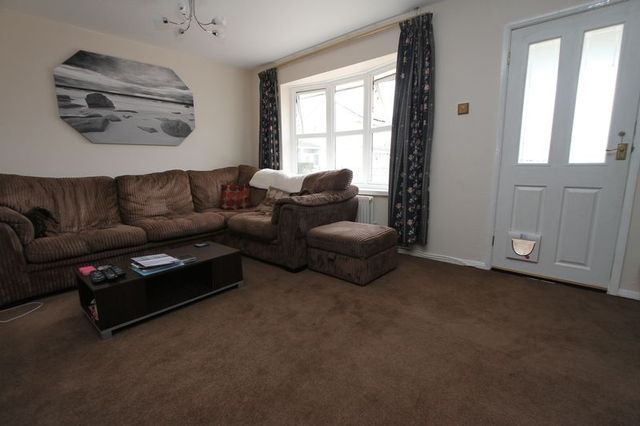  Image of 3 bedroom Terraced house to rent in Kelting Grove Clevedon BS21 at Kelting Grove  Clevedon, BS21 6YF