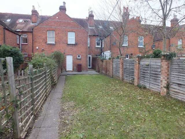  Image of 1 bedroom Detached house to rent in Kensington Road Reading RG30 at Reading Berkshire Reading, RG30 2SZ