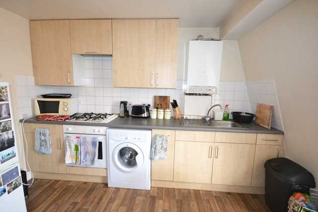  Image of 1 bedroom Flat to rent in Kentish Town Road London NW1 at Kentish Town Road  Kentish Town, NW1 9QB