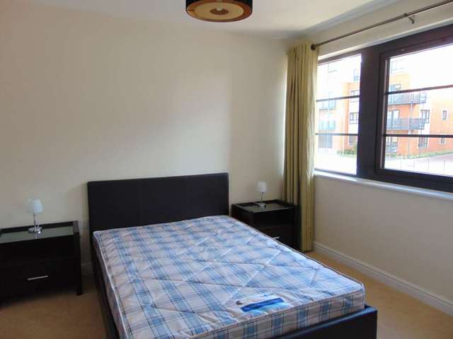  Image of 2 bedroom Apartment to rent in Kestrel Road Farnborough GU14 at Kestrel Road  Farnborough, GU14 7GP