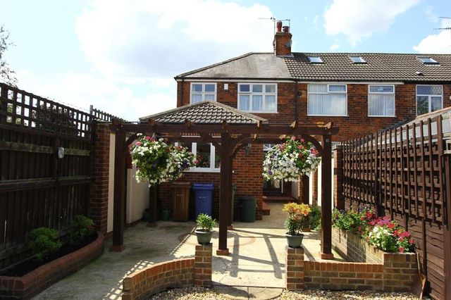  Image of 3 bedroom Terraced house for sale in Keswick Gardens Hull HU6 at Keswick Gardens  Hull, HU6 8TD