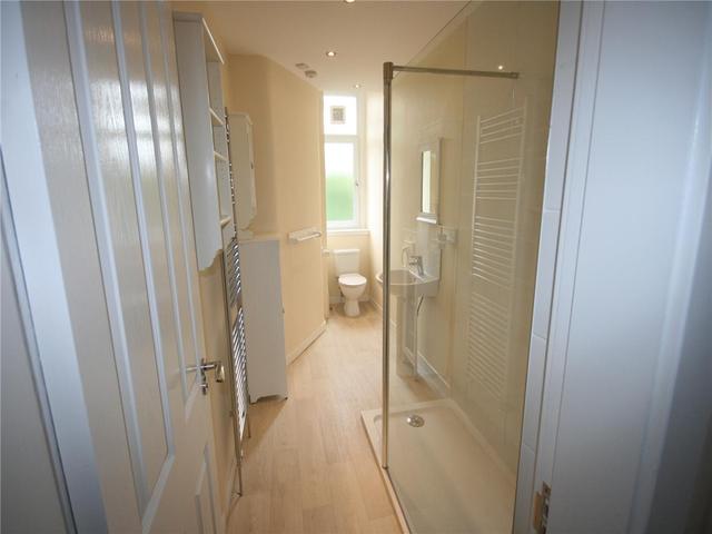 Image of 2 bedroom Flat to rent in Kings Park Road Glasgow G44 at Kings Park Glasgow Glasgow, G44 4SU