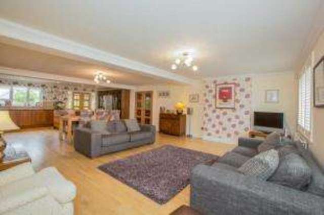  Image of 5 bedroom Detached house for sale in Kingsley Road Cottam Preston PR4 at Cottam Preston Cottam, PR4 0LT
