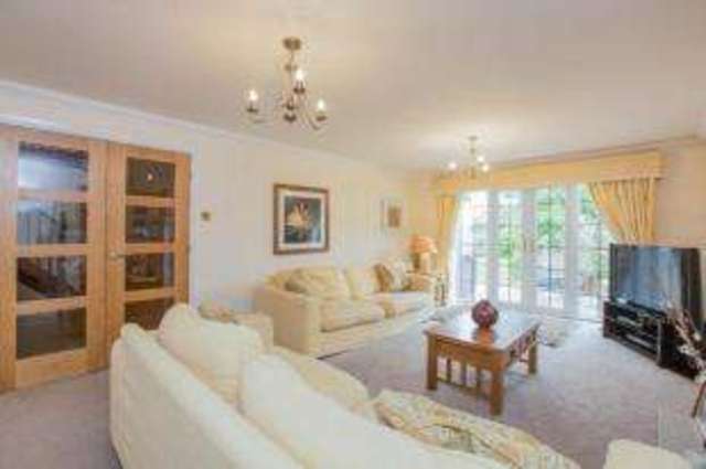  Image of 5 bedroom Detached house for sale in Kingsley Road Cottam Preston PR4 at Cottam Preston Cottam, PR4 0LT