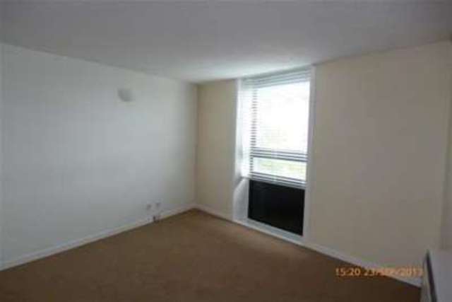  Image of 2 bedroom Flat to rent in The Furlongs Hamilton ML3 at Hamilton, ML3 0DX