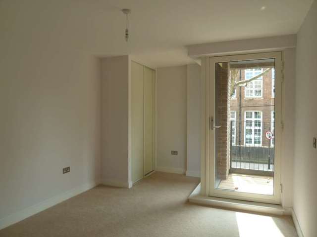  Image of 1 bedroom Flat to rent in Knapp Road London E3 at Knapp Road  London, E3 4BP