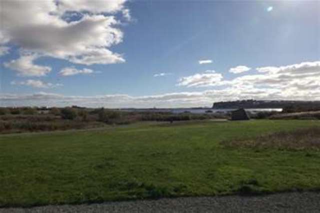  Image of 2 bedroom Flat to rent in Windsor Esplanade Cardiff CF10 at Cardiff, CF10 5BG