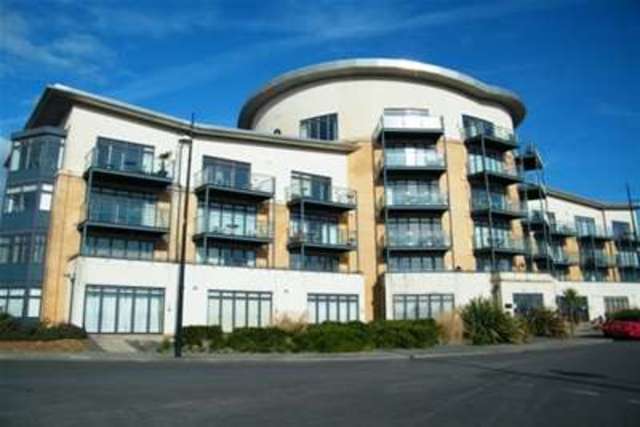  Image of 2 bedroom Flat to rent in Windsor Esplanade Cardiff CF10 at Cardiff, CF10 5BG