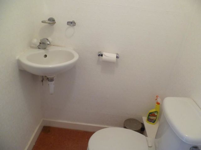  Image of 3 bedroom Flat to rent in Landel Street Markinch Glenrothes KY7 at Glenrothes Fife Fife, KY7 6AG