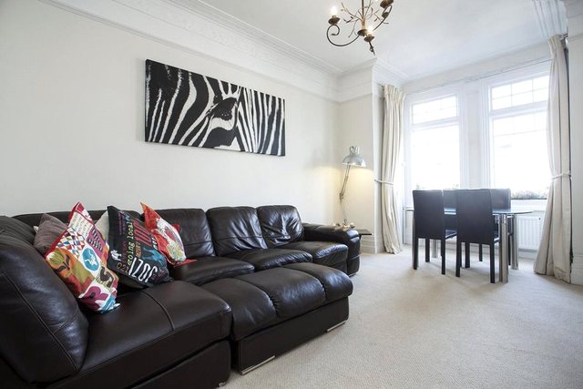  Image of 3 bedroom Flat to rent in Langton Road London SW9 at Stockwell London Stockwell, SW9 6UG