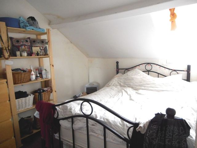  Image of 1 bedroom Flat to rent in Lansdowne Terrace Exeter EX2 at Lansdowne Terrace ST. LEONARDS Exeter, EX2 4JJ