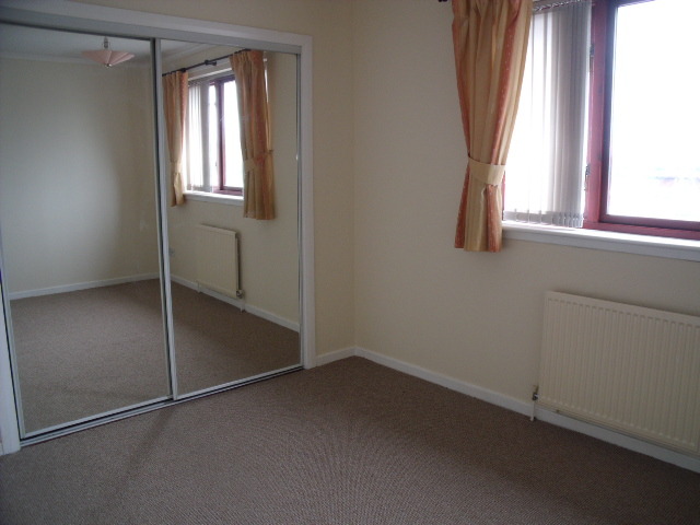  Image of 2 bedroom Terraced house to rent in Laurel Court Camelon Falkirk FK1 at Camelon Falkirk Falkirk, FK1 4PH