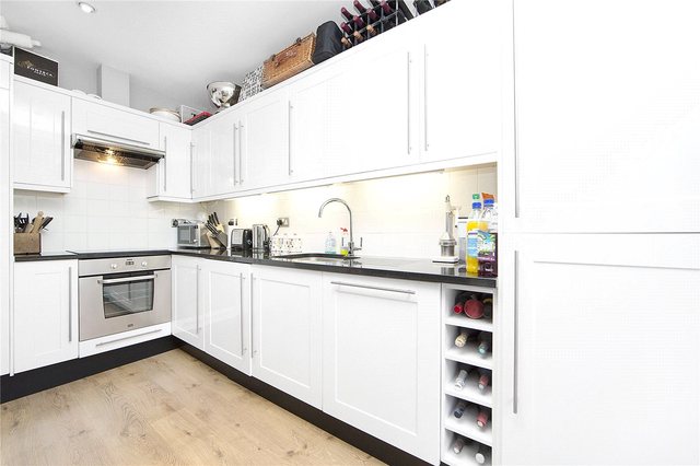  Image of 2 bedroom Flat to rent in Leathwaite Road London SW11 at Clapham London Clapham Junction, SW11 1XG