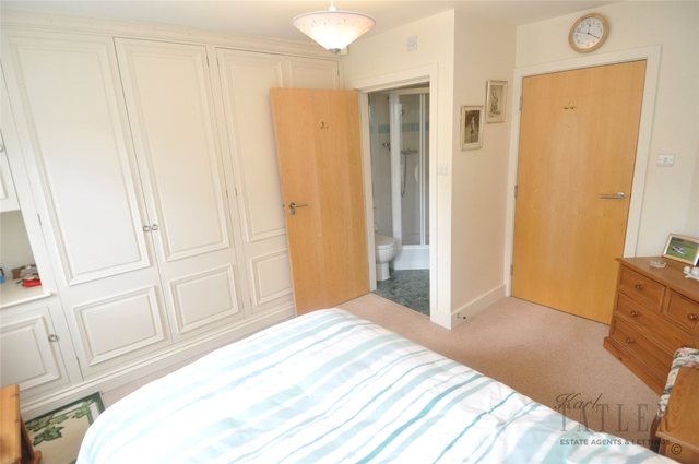  Image of 2 bedroom Flat for sale in Leigh Road West Kirby Wirral CH48 at West Kirby Wirral West Kirby, CH48 5DZ