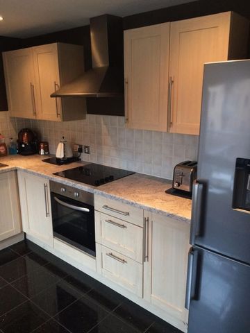  Image of 1 bedroom Flat to rent in Madison Square Liverpool L1 at 10 Maddison Square Kent Street City Centre Liverpool, L1 5FD