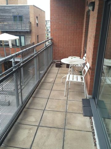  Image of 1 bedroom Flat to rent in Madison Square Liverpool L1 at 10 Maddison Square Kent Street City Centre Liverpool, L1 5FD