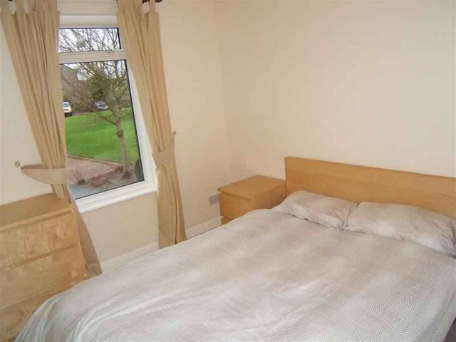  Image of 2 bedroom Terraced house to rent in Limebank Park East Calder Livingston EH53 at East Calder West Lothian West Lothian, EH53 0QU