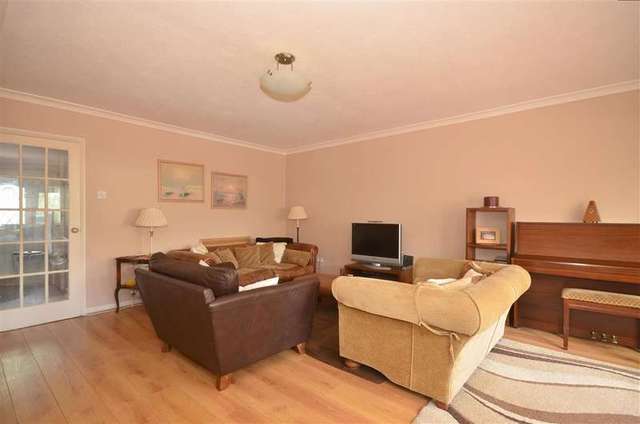  Image of 3 bedroom Terraced house for sale in Limpsfield Road South Croydon CR2 at South Croydon Surrey South Croydon, CR2 9DE