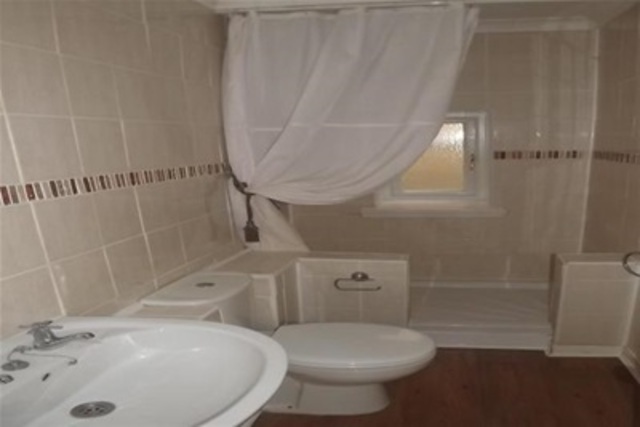  Image of 2 bedroom Flat to rent in Lindsay Street Kilmarnock KA1 at Kilmarnock East Ayrshire East Ayrshire, KA1 2BB