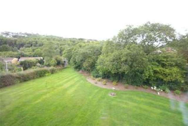  Image of 2 bedroom Flat to rent in Lockington Avenue Plymouth PL3 at Plymouth, PL3 5QQ