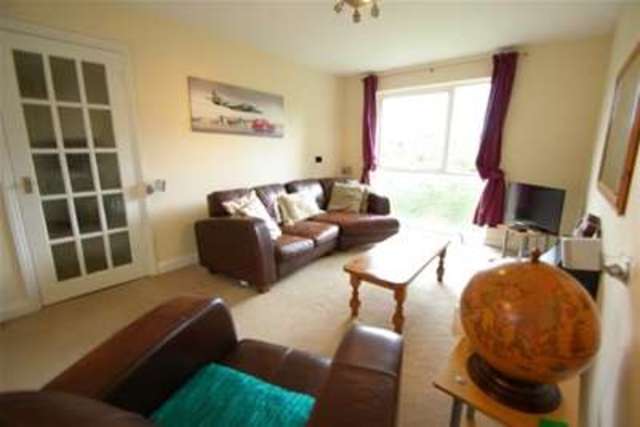  Image of 2 bedroom Flat to rent in Lockington Avenue Plymouth PL3 at Plymouth, PL3 5QQ