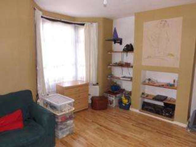  Image of 3 bedroom Terraced house for sale in Rosebank Grove London E17 at London  Walthamstow, E17 6RD