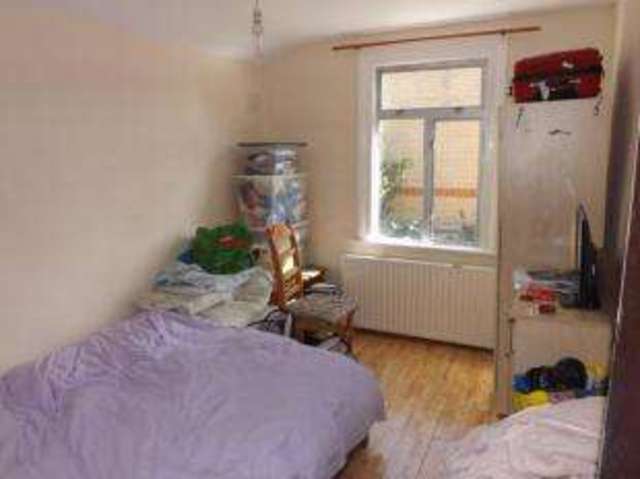 Image of 3 bedroom Terraced house for sale in Rosebank Grove London E17 at London  Walthamstow, E17 6RD