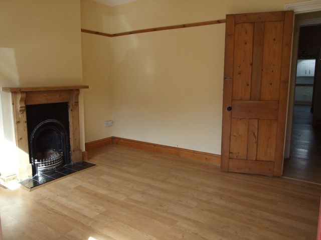  Image of 2 bedroom Terraced house to rent in Loughborough Road Mountsorrel Loughborough LE12 at Loughborough Road Mountsorrel Loughborough, LE12 7AU